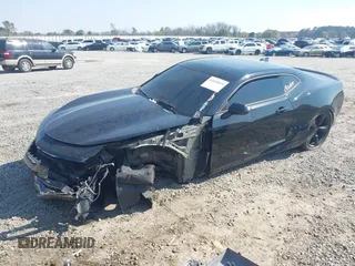 2017 Chevrolet Camaro 2LT z VIN 1G1FD1RSXH0141137, wystawiony jako IAAI lot #41835099 z przebiegiem 102 209 mil mil oraz . Historia ofert i sprzedaży dostępna na DreamBid. Obrazek 2.