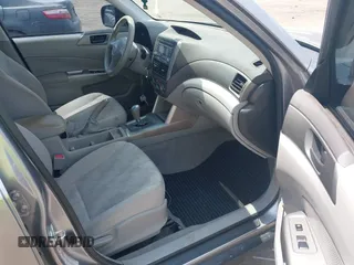 2009 Subaru Forester X with VIN JF2SH616X9H718811, listed as a IAAI auction lot 42446220 with 232,578 mi miles and . Bid and sale history available at DreamBid. Image 5.