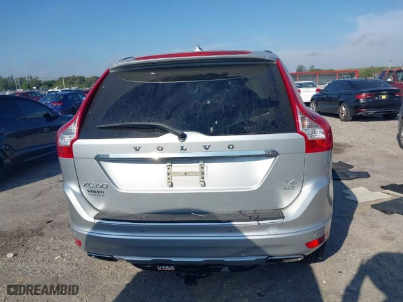 2015 Volvo XC60 T6 with VIN YV4902RK7F2649280, listed as a IAAI auction lot 41744679 with 52,288 mi miles. Bid and sale history available at carsss.com. Image 17.