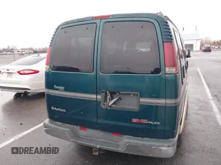 1997 GMC Savana with VIN 1GDFG15R6V1004277, listed as a IAAI auction lot 41462401 with 495,223 mi miles. Bid and sale history available at carsss.com. Image 16.