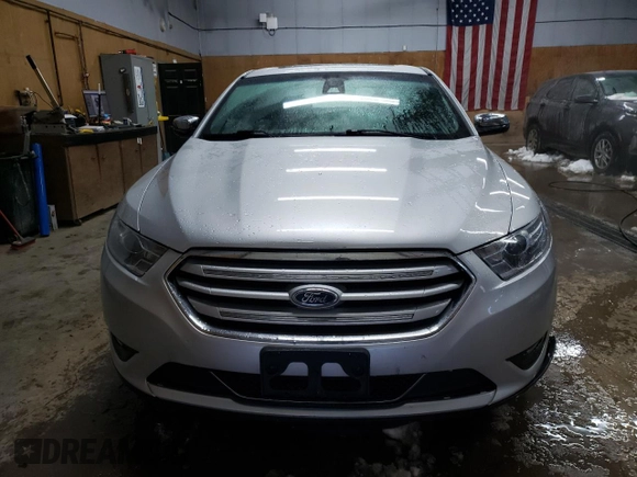 2017 Ford Taurus Limited with VIN 1FAHP2J88HG124329, listed as a Copart auction lot 46112945 with 78,991 mi miles and Clean Title. Bid and sale history available at DreamBid. Image 5.