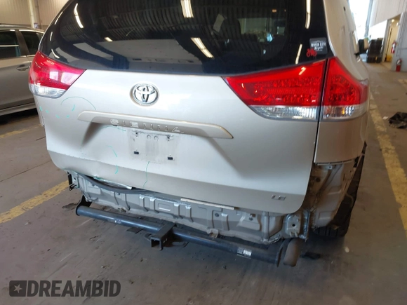 2013 Toyota Sienna LE AAS with VIN 5TDKK3DC8DS359172, listed as a IAAI auction lot 41724930 with 106,488 mi miles. Bid and sale history available at carsss.com. Image 22.