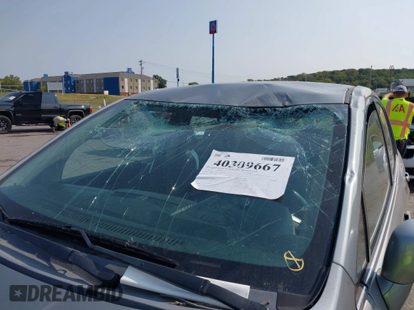 2007 Nissan Versa SL with VIN 3N1BC11E47L404371, listed as a IAAI auction lot 40309667 with 131,954 mi miles and . Bid and sale history available at DreamBid. Image 12.