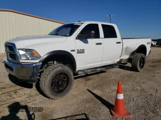 2017 Ram 2500 Tradesman z VIN 3C6UR5HJ9HG726343, wystawiony jako Copart lot #86835354 z przebiegiem 146 652 mil mil oraz Czysty tytuł • Clean title. Historia ofert i sprzedaży dostępna na DreamBid. Obrazek 1.