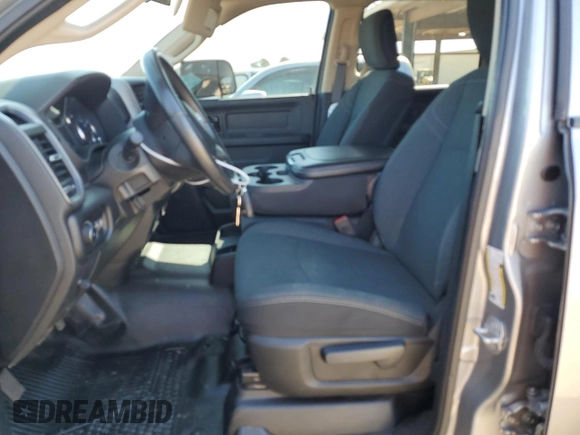 2020 Ram 2500 Tradesman with VIN 3C6UR5CL7LG145991, listed as a Copart auction lot 50692935 with 33,619 mi miles and Salvage Title. Bid and sale history available at carsss.com. Image 7.