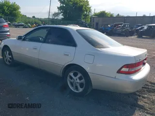 2001 Lexus ES 300 with VIN JT8BF28G310340179, listed as a IAAI auction lot 42757500 with 214,201 mi miles and . Bid and sale history available at DreamBid. Image 3.