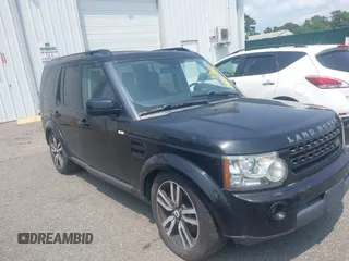 2011 Land Rover LR4 HSE z VIN SALAG2D48BA585537, wystawiony jako IAAI lot #42494364 z przebiegiem 121 663 mil mil oraz . Historia ofert i sprzedaży dostępna na DreamBid. Obrazek 1.