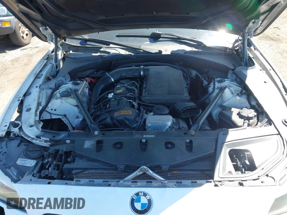 2013 BMW 5 Series 535i with VIN WBAFR7C54DC819983, listed as a IAAI auction lot 42141306 with 135,938 mi miles and . Bid and sale history available at carsss.com. Image 10.