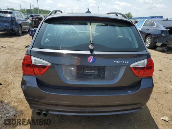 2007 BMW 3 Series 328i z VIN WBAVS13587FX15951, wystawiony jako Copart lot #61457175 z przebiegiem 153 167 mil mil oraz Czysty tytuł • Clean title. Historia ofert i sprzedaży dostępna na DreamBid. Obrazek 6.
