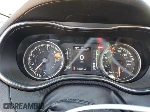 2019 Jeep Cherokee Latitude with VIN 1C4PJLCB2KD203283, listed as a Copart auction lot 52202135 with 140,809 mi miles and Salvage title. Bid and sale history available at DreamBid. Image 9.