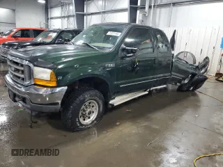 1999 Ford F-250 XL with VIN 1FTNX21S0XEA86579, listed as a Copart auction lot 71221184 with 169,104 mi miles and Non repairable. Bid and sale history available at DreamBid. Image 1.