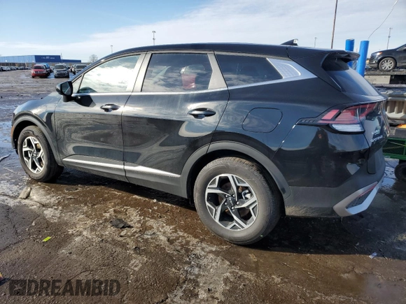 2024 Kia Sportage LX with VIN KNDPU3DF3R7321702, listed as a Copart auction lot 44573945 with 527 mi miles and Salvage Title. Bid and sale history available at carsss.com. Image 2.