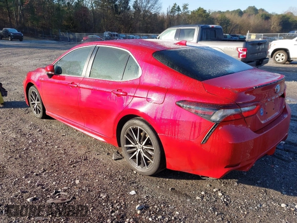 2022 Toyota Camry SE with VIN 4T1G11AK5NU011038, listed as a IAAI auction lot 41747805 with 41,044 mi miles. Bid and sale history available at carsss.com. Image 3.