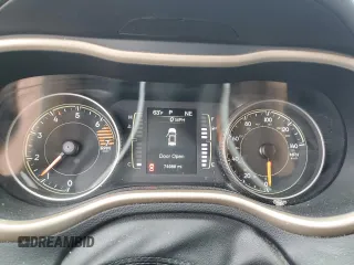 2017 Jeep Cherokee Latitude с VIN 1C4PJMCB9HW665987, выставлен на аукционе Copart как лот 58491905 с пробегом 74 988 миль миль и Списание • Salvage title. История ставок и продаж доступна на DreamBid. Изображение 9.