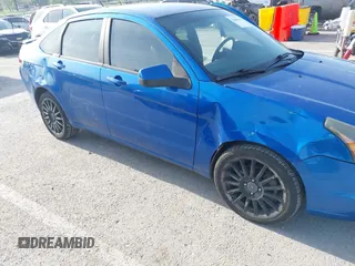 2011 Ford Focus SES with VIN 1FAHP3GN8BW103254, listed as a IAAI auction lot 42068869 with 131,901 mi miles. Bid and sale history available at carsss.com. Image 6.
