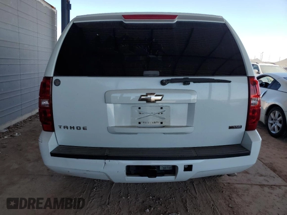 2009 Chevrolet Tahoe LS with VIN 1GNFC13049R138045, listed as a Copart auction lot 61542965 with 194,021 mi miles and Salvage title. Bid and sale history available at DreamBid. Image 6.