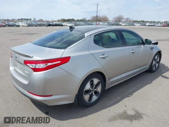 2013 Kia Optima EX with VIN KNAGM4AD2D5055566, listed as a IAAI auction lot 42057700 with 86,995 mi miles and . Bid and sale history available at carsss.com. Image 4.