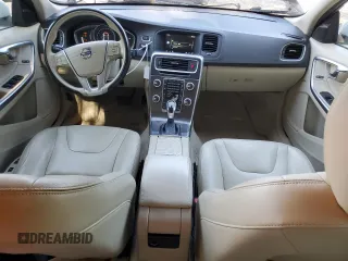 2016 Volvo S60 T5 Drive-E Premier z VIN YV126MFK8G2390619, wystawiony jako Copart lot #57810155 z przebiegiem 87 272 mil mil oraz Szkoda całkowita • Salvage title. Historia ofert i sprzedaży dostępna na DreamBid. Obrazek 8.