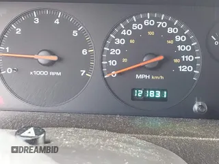 2000 Jeep Grand Cherokee Laredo with VIN 1J4GW48N2YC187623, listed as a IAAI auction lot 41311495 with 121,831 mi miles and . Bid and sale history available at DreamBid. Image 7.