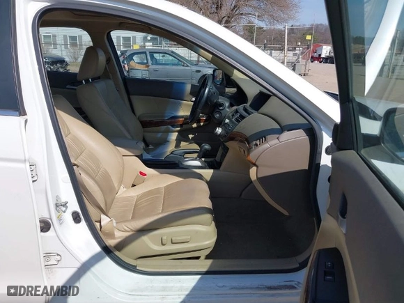 2010 Honda Accord Sdn EX-L with VIN 1HGCP3F88AA016788, listed as a IAAI auction lot 41794302 with 134,340 mi miles. Bid and sale history available at carsss.com. Image 5.
