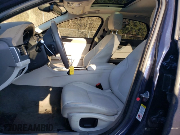2016 Jaguar XF 35t Premium with VIN SAJBJ4BV0GCY20966, listed as a Copart auction lot 85103554 with 121,298 mi miles and Clean Title. Bid and sale history available at carsss.com. Image 7.