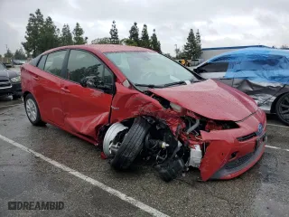 2020 Toyota Prius L Eco with VIN JTDKARFU9L3111895, listed as a Copart auction lot 45355095 with 14,547 mi miles and Salvage Title. Bid and sale history available at carsss.com. Image 4.