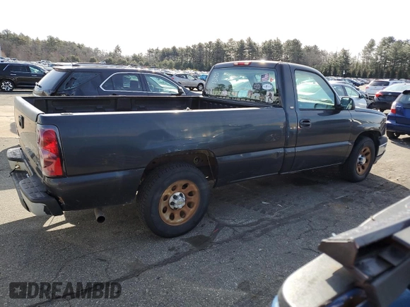 2005 Chevrolet Silverado 1500 Work Truck z VIN 1GCEC14X95Z105147, wystawiony jako Copart lot #45899345 z przebiegiem 121 210 mil mil oraz Szkoda całkowita • Salvage title. Historia ofert i sprzedaży dostępna na DreamBid. Obrazek 3.