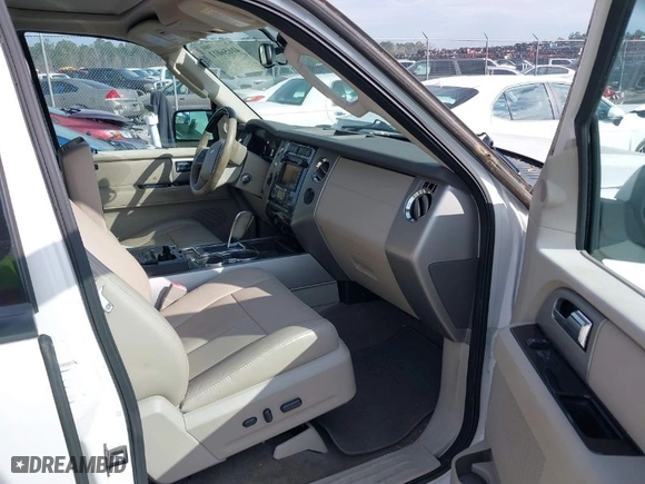 2013 Ford Expedition EL Limited with VIN 1FMJK2A58DEF26403, listed as a IAAI auction lot 41656011 with 57,820 mi miles. Bid and sale history available at carsss.com. Image 5.