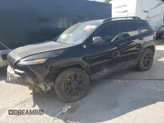 2018 Jeep Cherokee Trailhawk Leather Plus с VIN 1C4PJMBX8JD592917, выставлен на аукционе Copart как лот 61966155 с пробегом 188 571 миль миль и Чистый • Clean title. История ставок и продаж доступна на DreamBid. Изображение 1.