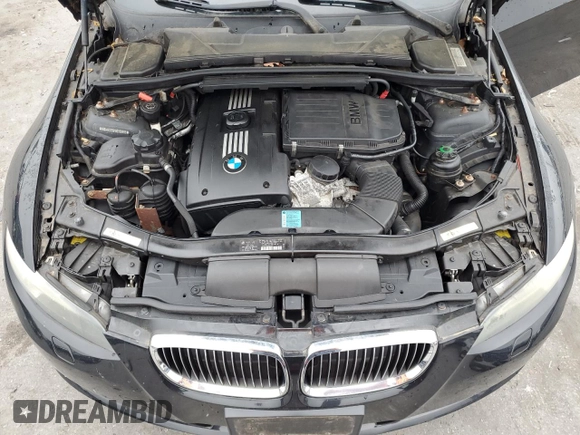 2009 BMW 3 Series 335i xDrive with VIN WBAWC73519E269865, listed as a Copart auction lot 55883105 with 117,292 mi miles and Clean Title. Bid and sale history available at carsss.com. Image 11.