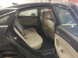 2019 Hyundai Sonata Sport with VIN 5NPE34AF4KH789783, listed as a IAAI auction lot 41082804 with 92,877 mi miles. Bid and sale history available at carsss.com. Image 8.