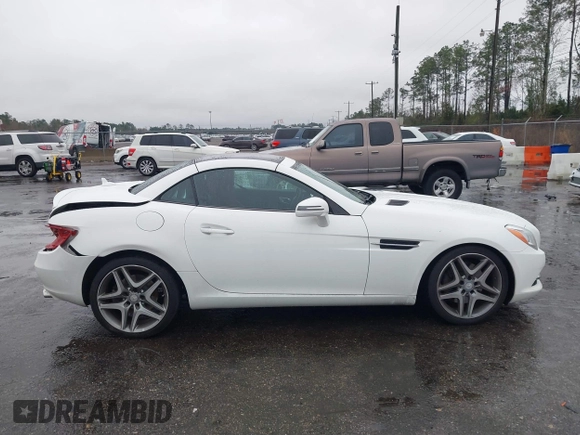 2016 Mercedes-Benz SLK 300 with VIN WDDPK3JA5GF125784, listed as a IAAI auction lot 41618653 with 81,265 mi miles and . Bid and sale history available at DreamBid. Image 14.