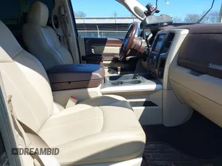 2018 Ram 2500 Laramie with VIN 3C6UR5NL5JG315081, listed as a IAAI auction lot 41858055 with 181,169 mi miles. Bid and sale history available at carsss.com. Image 5.