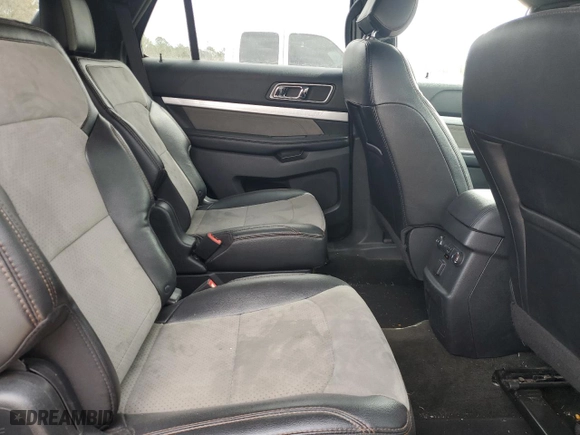2017 Ford Explorer XLT with VIN 1FM5K7D89HGD36172, listed as a Copart auction lot 47600625 with 111,884 mi miles and Clean Title. Bid and sale history available at carsss.com. Image 11.