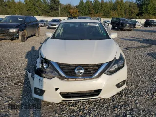 2017 Nissan Altima SR with VIN 1N4AL3AP1HN310624, listed as a Copart auction lot 76910264 with 90,797 mi miles and Salvage Title. Bid and sale history available at DreamBid. Image 5.