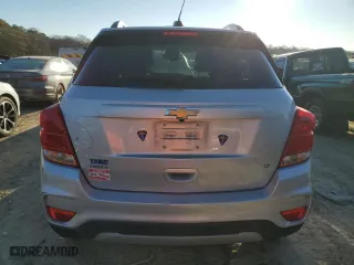 2020 Chevrolet Trax LT with VIN 3GNCJLSB1LL339956, listed as a Copart auction lot 46652155 with 94,349 mi miles and Non Repairable. Bid and sale history available at carsss.com. Image 6.