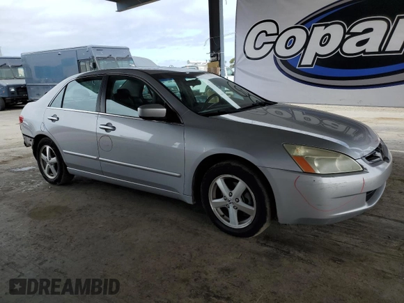 2005 Honda Accord EX z VIN 1HGCM56725A140184, wystawiony jako Copart lot #53382745 z przebiegiem 184 475 mil mil oraz Szkody całkowita. Historia ofert i sprzedaży dostępna na DreamBid. Obrazek 4.