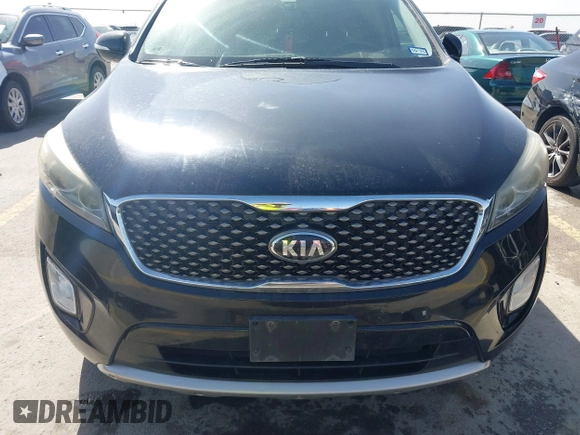 2016 Kia Sorento SX with VIN 5XYPK4A59GG077416, listed as a IAAI auction lot 41815487 with 106,632 mi miles. Bid and sale history available at carsss.com. Image 6.