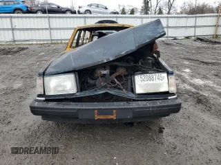 1993 Volvo 240 с VIN YV1AW8807P1959139, выставлен на аукционе Copart как лот 52088745 с пробегом Не указан миль и Списание • Salvage title. История ставок и продаж доступна на DreamBid. Изображение 5.