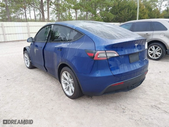 2020 Tesla Model Y Long Range with VIN 5YJYGDEE7LF006314, listed as a IAAI auction lot 41488196 with 50,095 mi miles. Bid and sale history available at carsss.com. Image 3.