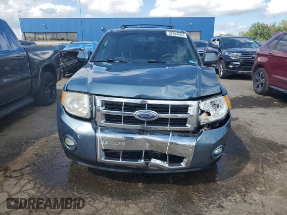 2010 Ford Escape Limited z VIN 1FMCU0EG4AKA45791, wystawiony jako Copart lot #67594483 z przebiegiem 189 470 mil mil oraz Szkoda całkowita • Salvage title. Historia ofert i sprzedaży dostępna na DreamBid. Obrazek 5.