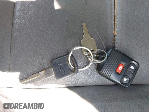 2005 Ford F-250 XL с VIN 1FTSX21P65EB71776, выставлен на аукционе IAAI как лот 42839357 с пробегом 237 582 миль миль и . История ставок и продаж доступна на DreamBid. Изображение 11.