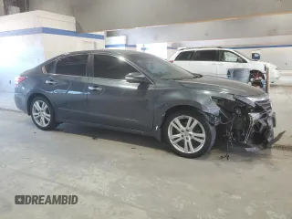 2013 Nissan Altima SV with VIN 1N4BL3AP7DC153479, listed as a Copart auction lot 59283745 with 92,357 mi miles and Salvage title. Bid and sale history available at DreamBid. Image 4.