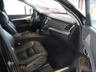 2018 Volvo XC90 Momentum with VIN YV4102PK2J1343506, listed as a IAAI auction lot 41763318 with 89,203 mi miles. Bid and sale history available at carsss.com. Image 5.