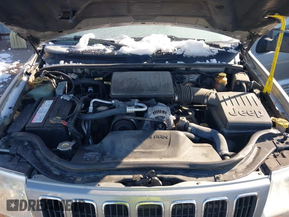 2001 Jeep Grand Cherokee Limited with VIN 1J4GW58N91C688438, listed as a IAAI auction lot 41830334 with 184,420 mi miles. Bid and sale history available at carsss.com. Image 10.