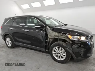 2019 Kia Sorento L with VIN 5XYPG4A35KG472640, listed as a Copart auction lot 49849315 with 105,158 mi miles and Clean Title. Bid and sale history available at carsss.com. Image 4.
