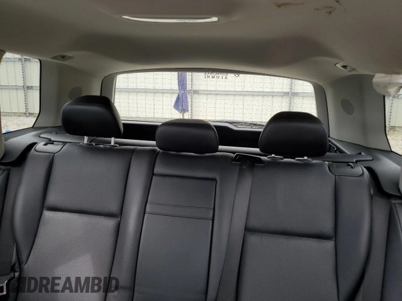 2015 Mercedes-Benz GLK 350 with VIN WDCGG5HB9FG337872, listed as a Copart auction lot 70240214 with 101,300 mi miles and Salvage Title. Bid and sale history available at DreamBid. Image 10.