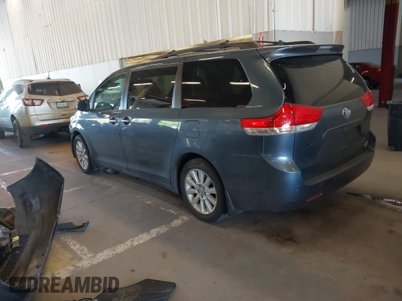 2014 Toyota Sienna Limited with VIN 5TDDK3DC6ES076022, listed as a IAAI auction lot 42174440 with 112,630 mi miles and . Bid and sale history available at DreamBid. Image 3.