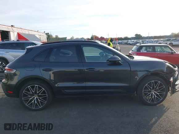 2022 Porsche Macan with VIN WP1AA2A55NLB07718, listed as a IAAI auction lot 40813536 with 15,336 mi miles. Bid and sale history available at carsss.com. Image 14.