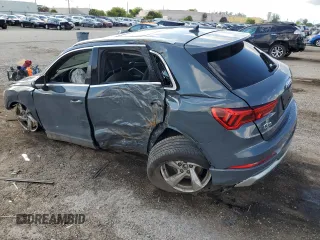 2021 Audi Q3 Premium with VIN WA1AUCF32M1136443, listed as a Copart auction lot 45884433 with 40,593 mi miles. Bid and sale history available at carsss.com. Image 2.